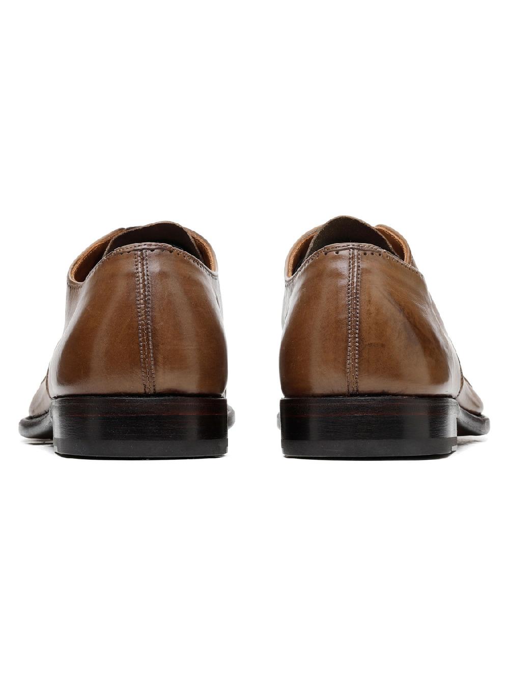 Silvano Sassetti Scarpe Derby con dettagli Brogue Nuova