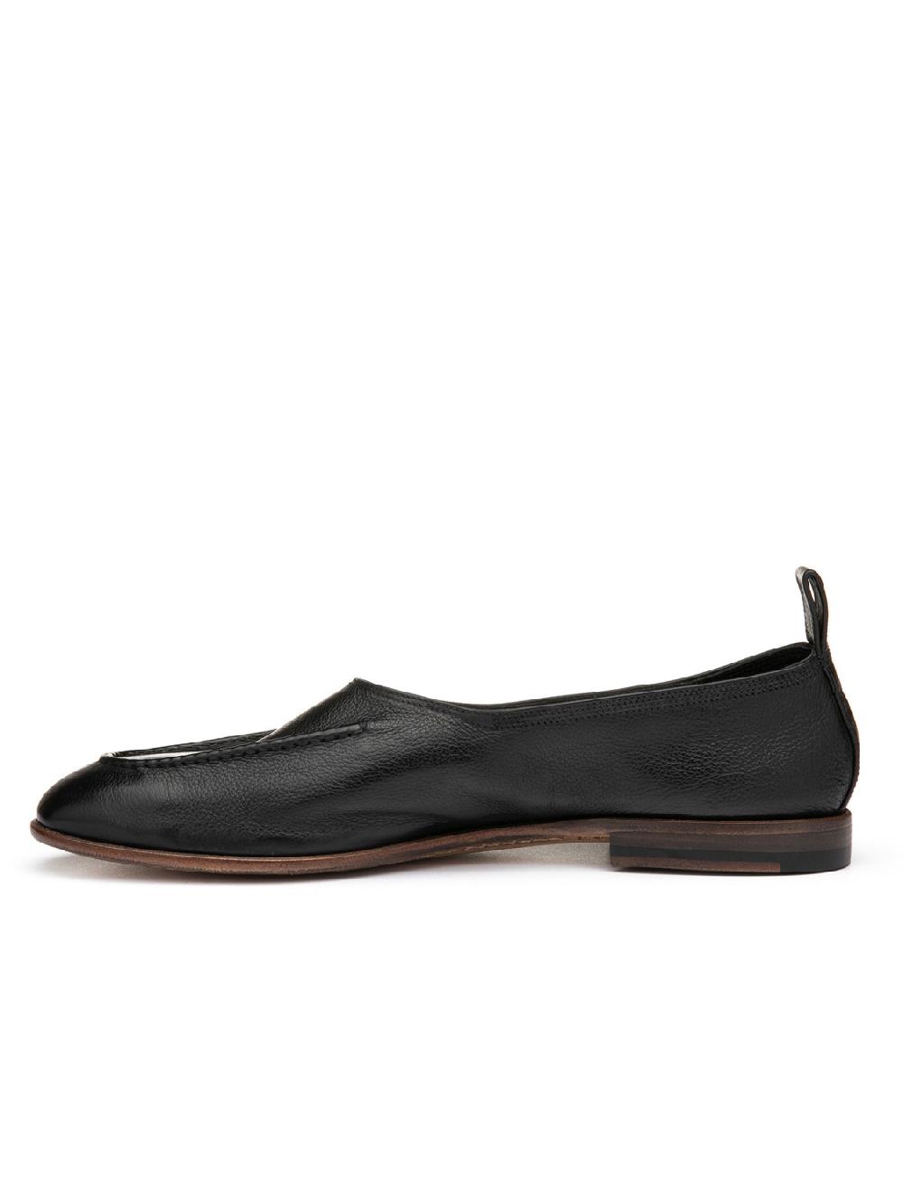 Silvano Sassetti Slippers in pelle di colore nero Consegna Veloce