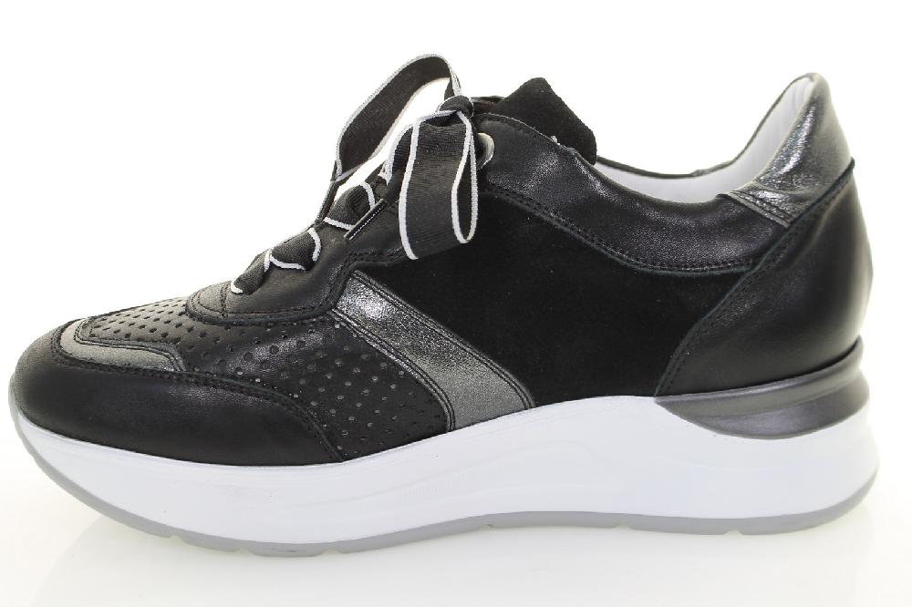 Soffice Sogno Sneaker in pelle con lacci In Saldo