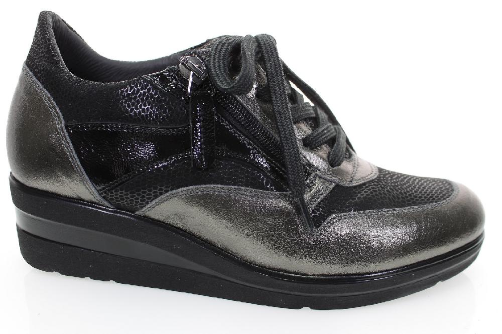Soffice Sogno Sneaker in pelle con lacci e zip 2025