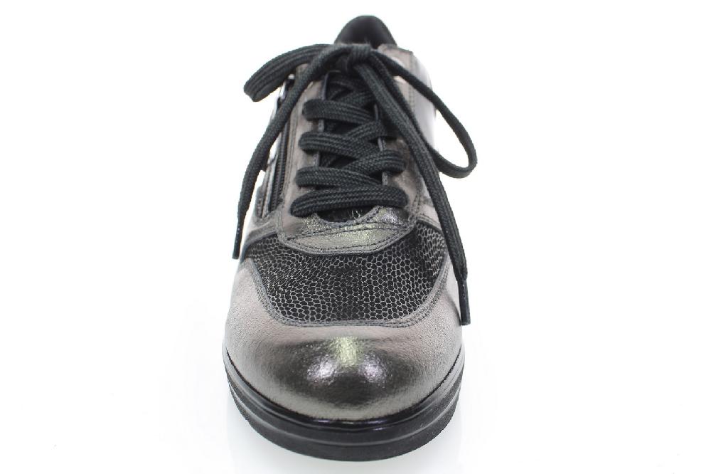 Soffice Sogno Sneaker in pelle con lacci e zip 2025