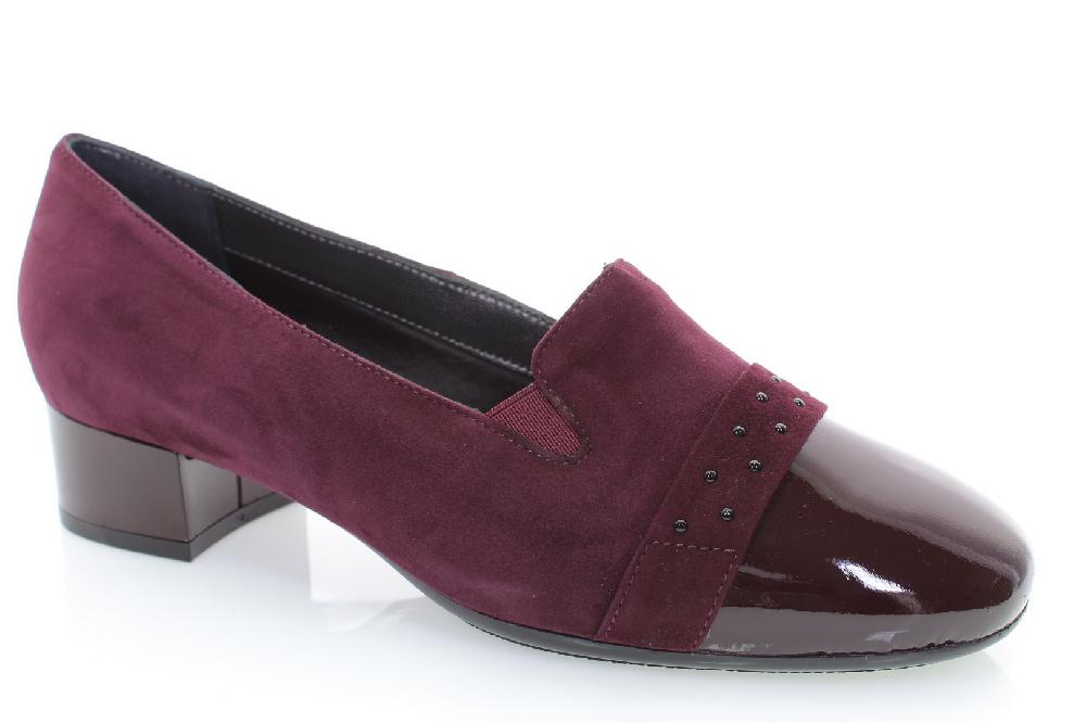 Soffice Sogno Scarpa in pelle con borchie Nuova