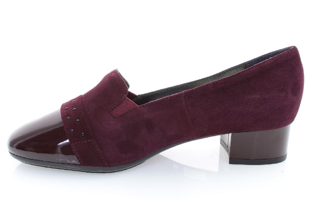 Soffice Sogno Scarpa in pelle con borchie Nuova