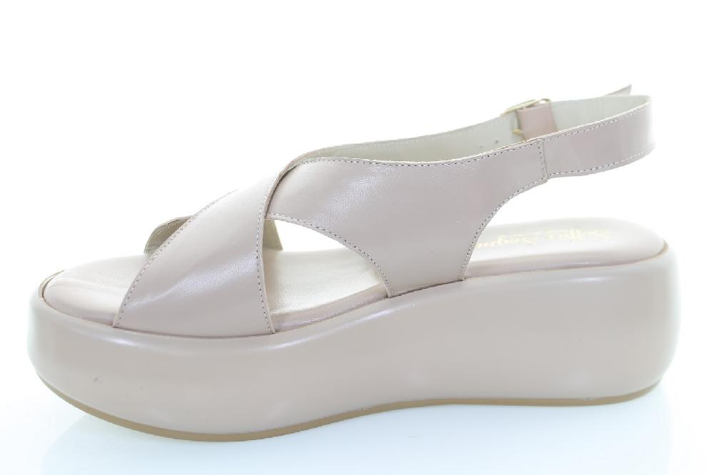 Soffice Sogno Sandalo in pelle a fasce incrociate Promozione Limitata
