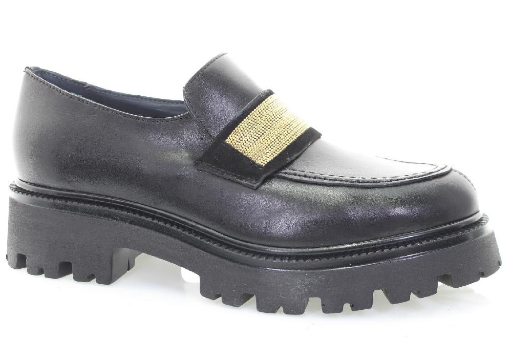 Soffice Sogno Mocassino in pelle con ornamento In Vendita