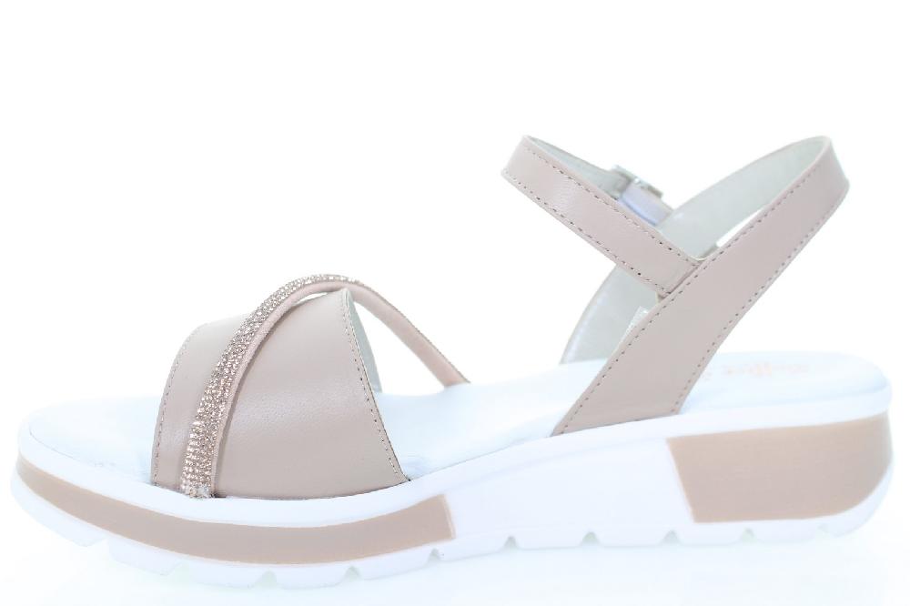 Soffice Sogno Sandalo in pelle con ornamento Saldi