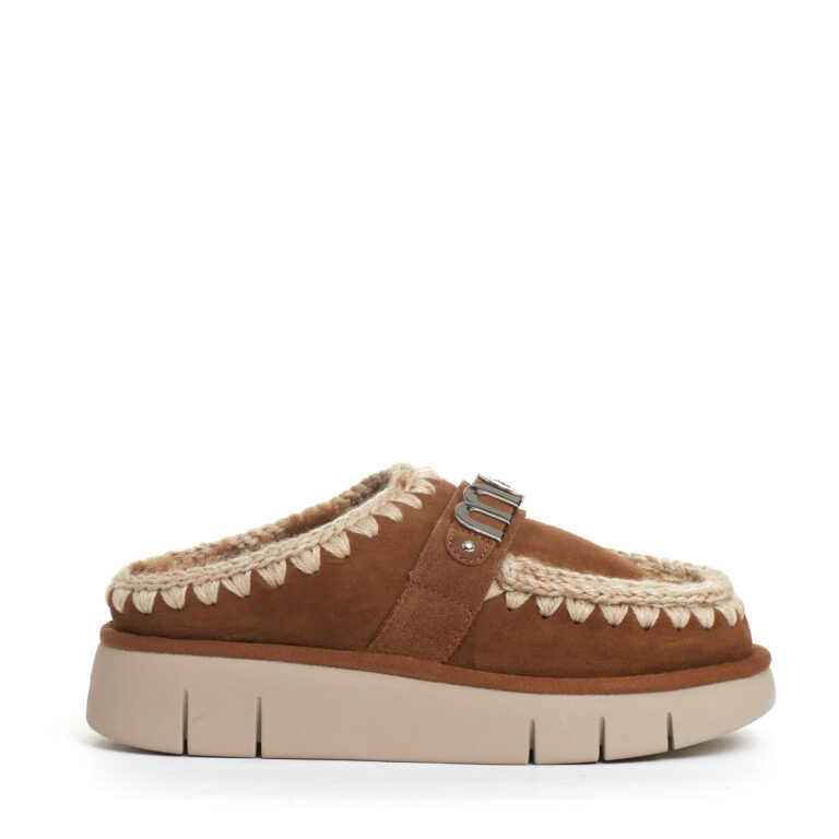 Sorelle Perego ciabatta camoscio cuoio con logo metallo In Saldo