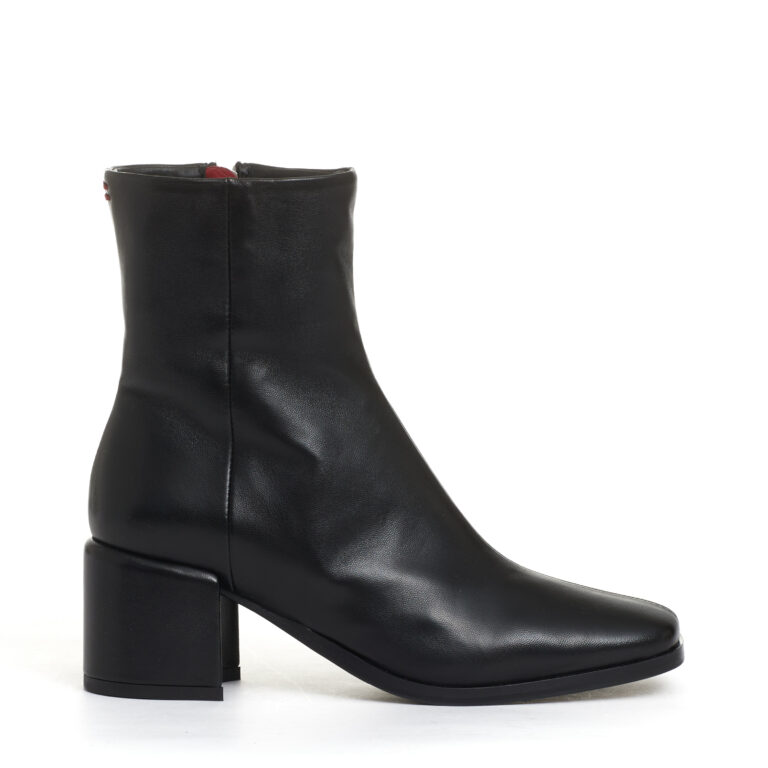 Sorelle Perego stivaletto pelle nera tacco 60 mm Moda