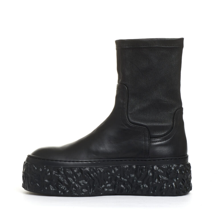 Sorelle Perego stivaletto elasticizzato nero fondo in gomma alto In Vendita