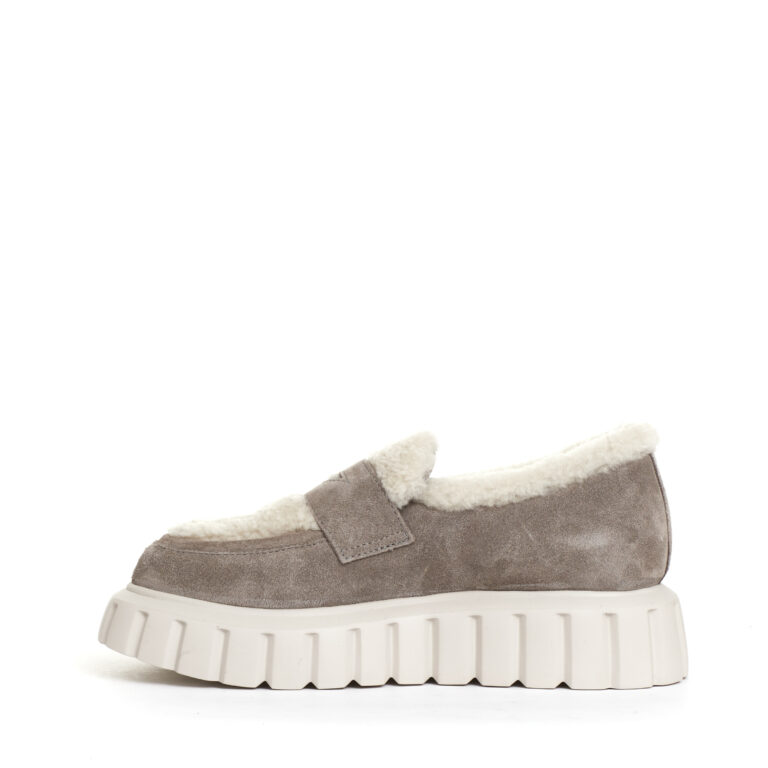 Sorelle Perego mocassino camoscio taupe e ecomontone Acquista Ora