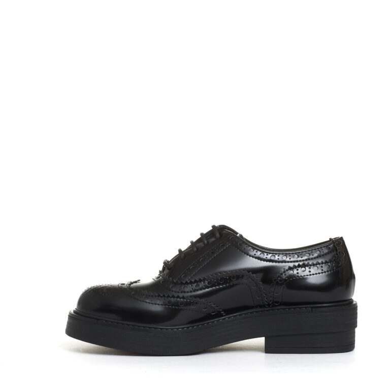Sorelle Perego stringata con bucature pelle nera Online