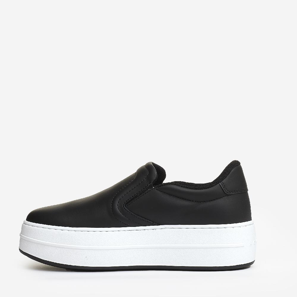 Sorelle Perego Skyscaper slipon pelle nera In Linea