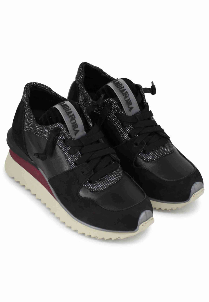 Spatarella Sneakers donna in pelle nera con fondo zeppa Novità