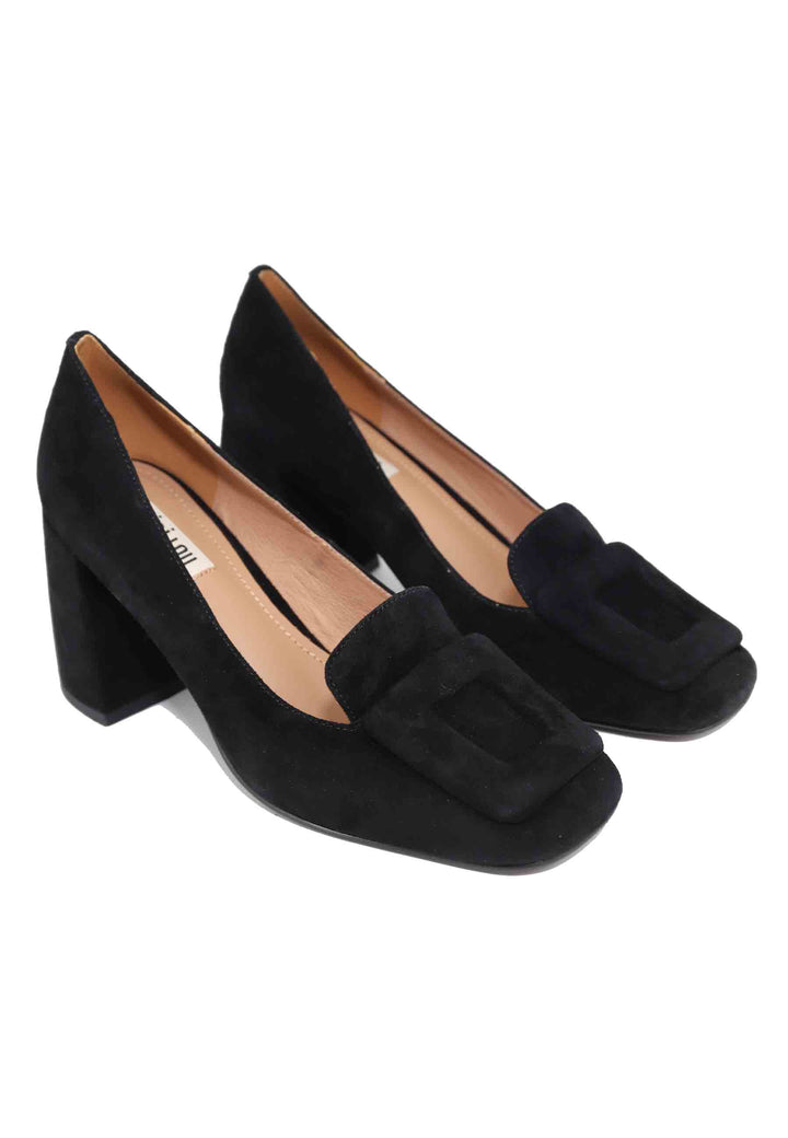 Spatarella Mocassini donna in camoscio nero con punta quadra e fibbia in tinta Marla In Linea