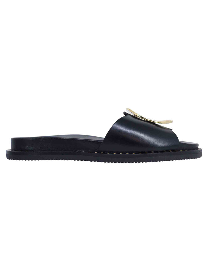 Spatarella Sandali donna flat in pelle nera con fussbett e fibbia in oro I Più Venduti