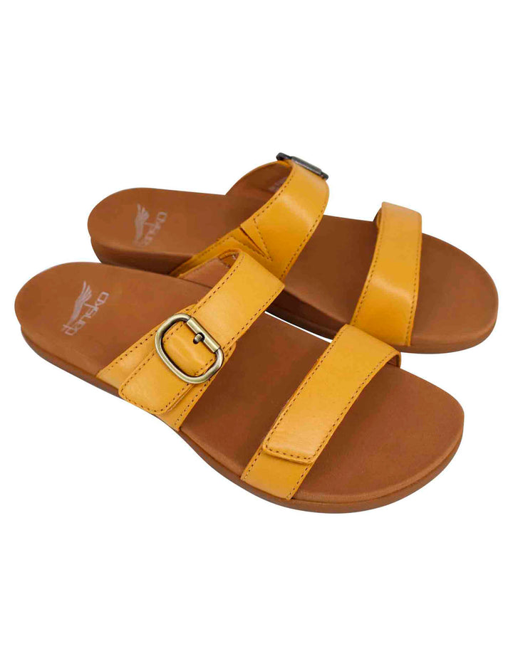 Spatarella Sandali bassi donna in pelle gialla con fibbia laterale Saldi
