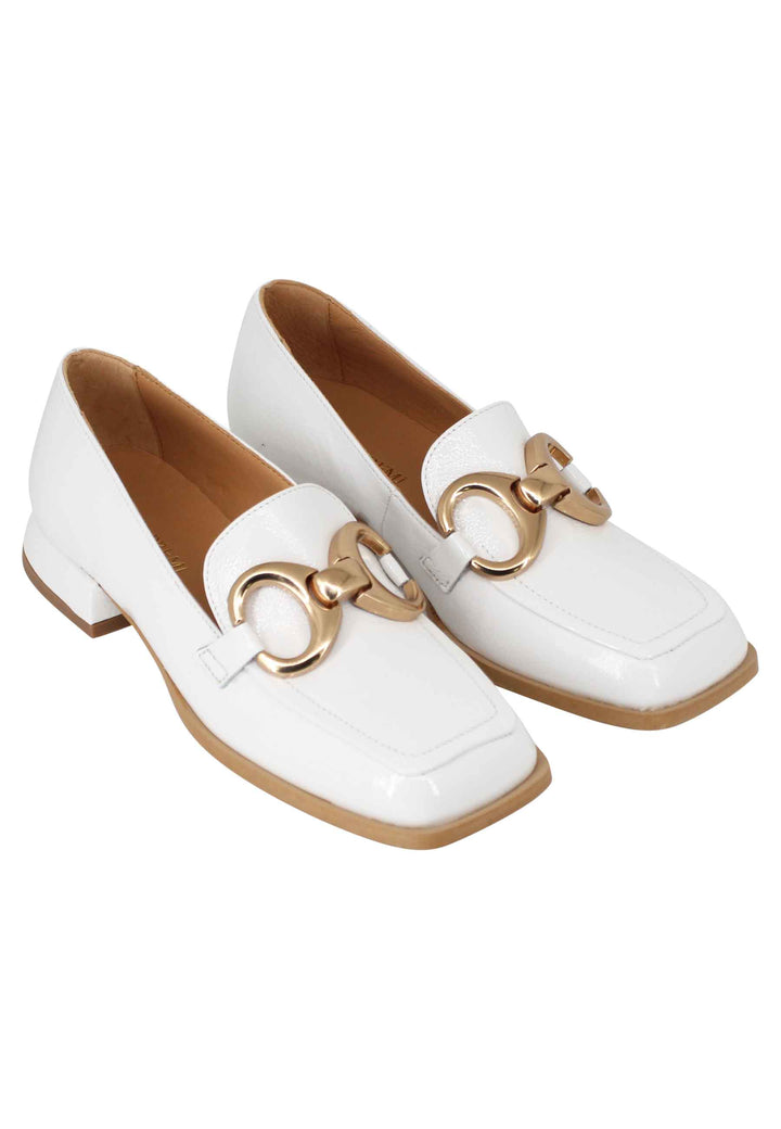 Spatarella Mocassini donna Poppi Chal in naplak off white con morsetto in oro satinato Soddisfazione Garantita