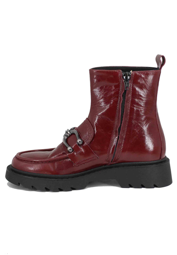 Spatarella Stivaletti donna in vernice bordeaux con suola carrarmato Fino Al -60%
