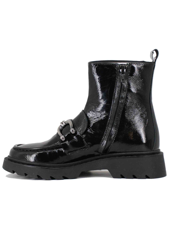 Spatarella Stivaletti donna in vernice nera con suola carrarmato Shopping Online