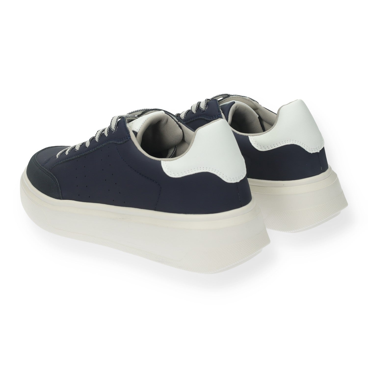 Tata Italia Sneakers in ecopelle con cuciture a vista Promozione