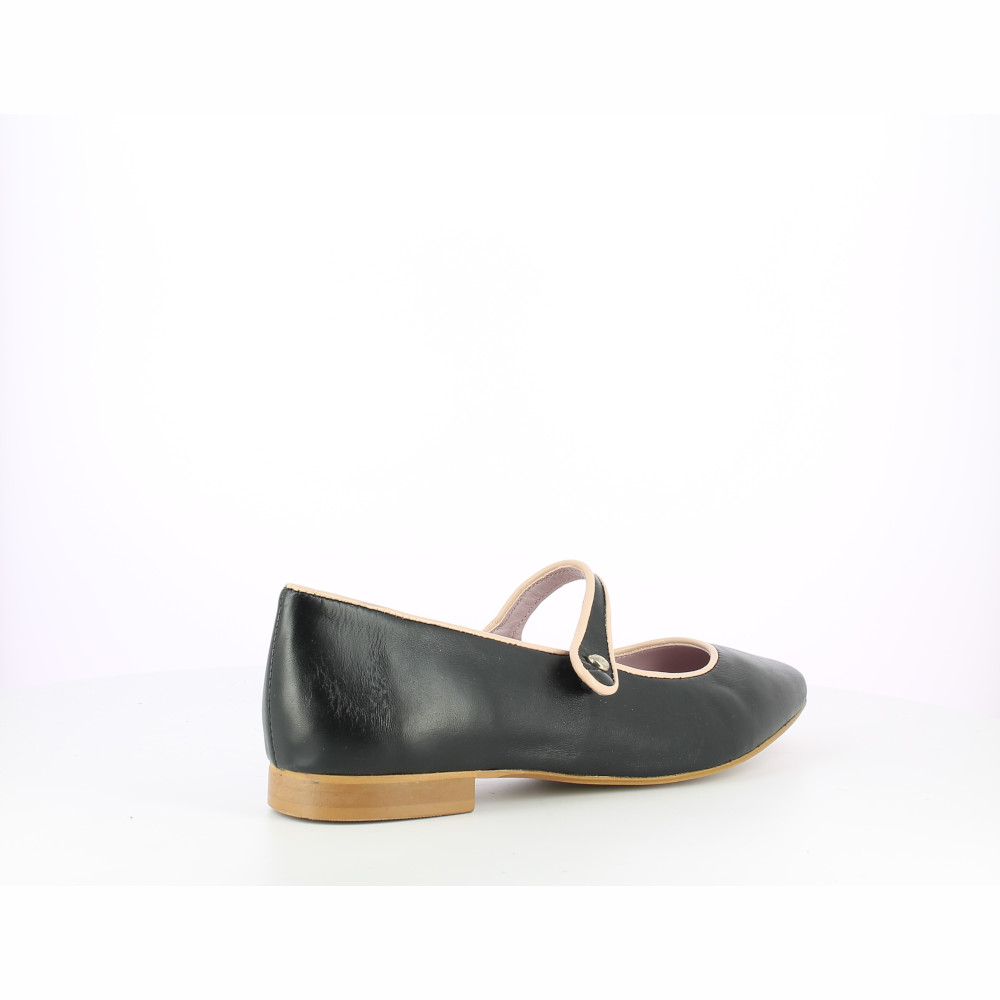 The Flexx REBECCA-NAPPA/NAPPA 2025