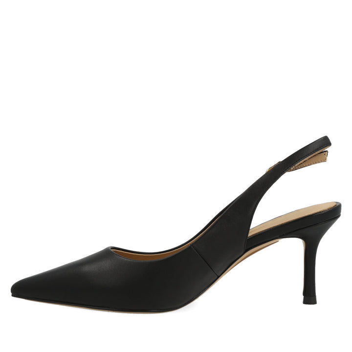 Uma Parker Chanel in Nappa Nero 2025