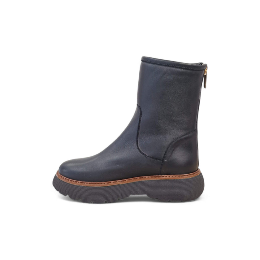 Viola Ricci Gio - tronchetto pelle nera Sconto