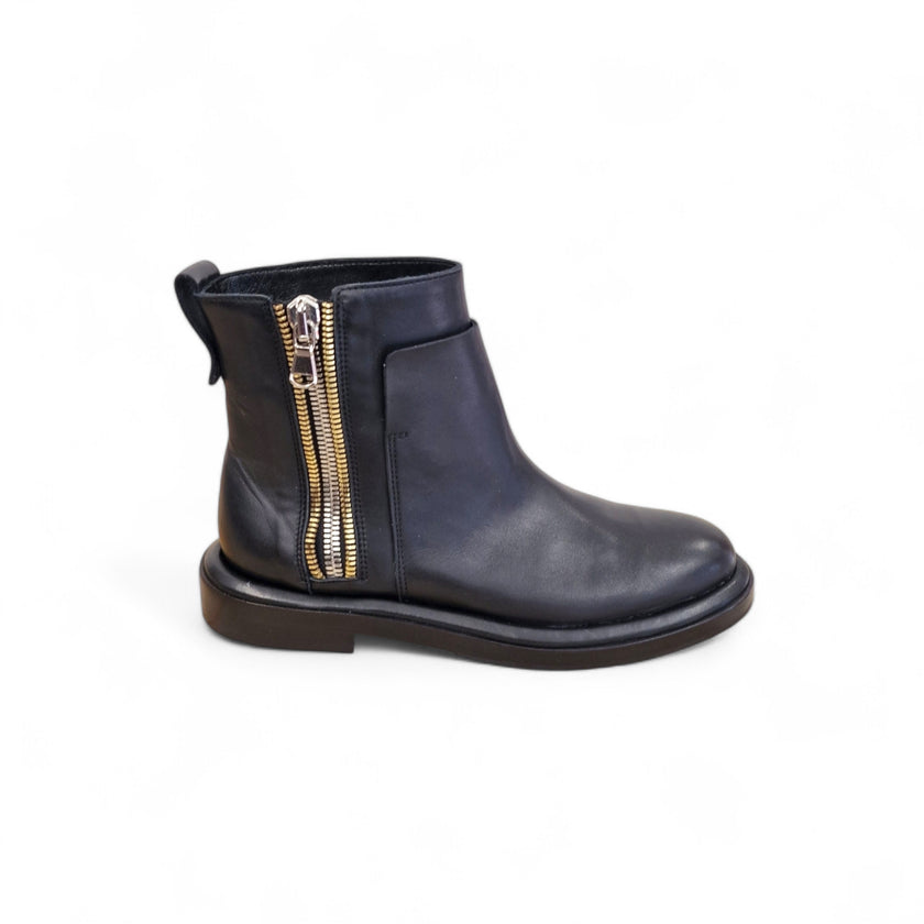 Viola Ricci Gio - Stivaletto in pelle nera Promozione