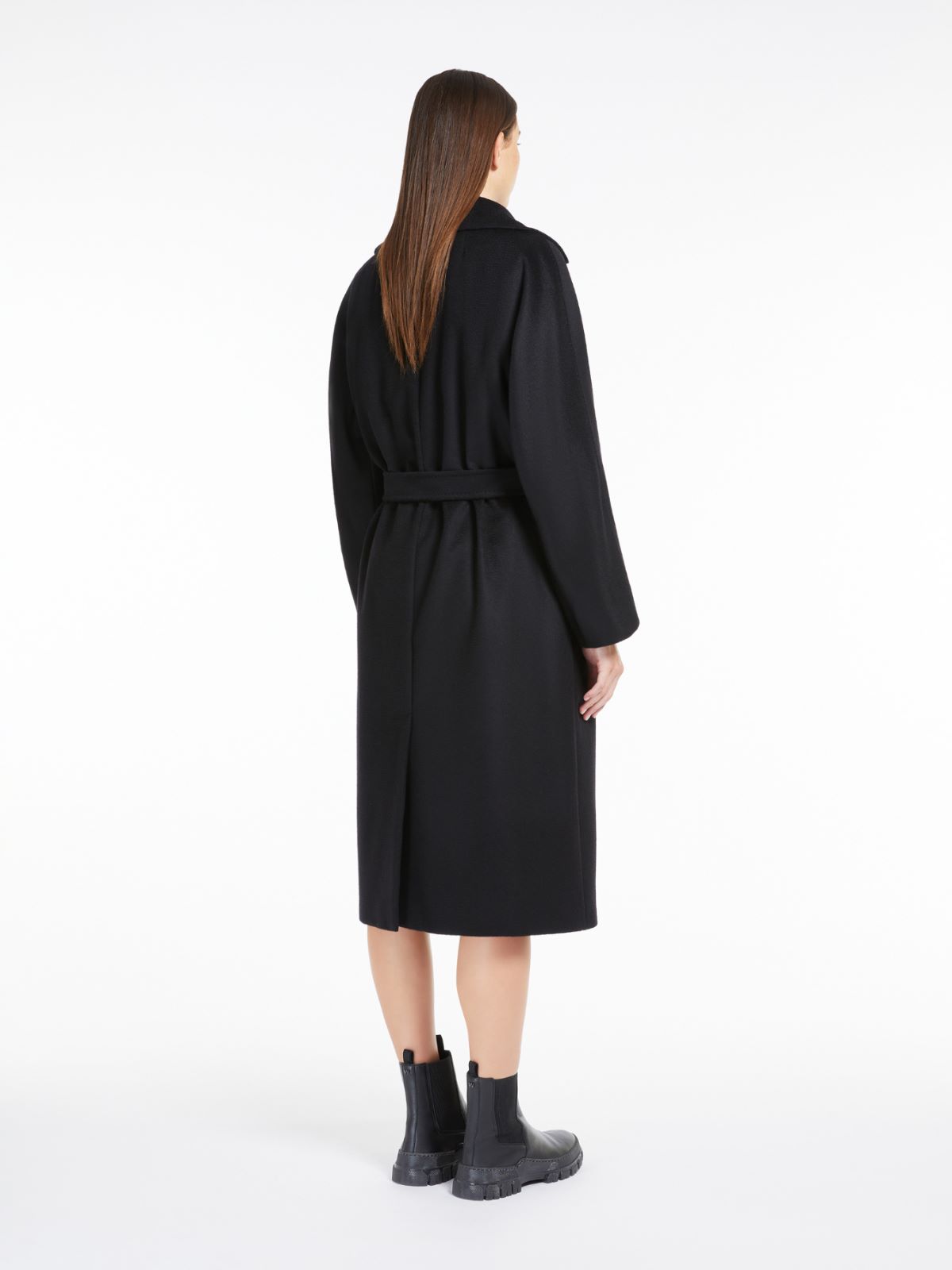 Weekend Cappotto in lana con cintura Offerta