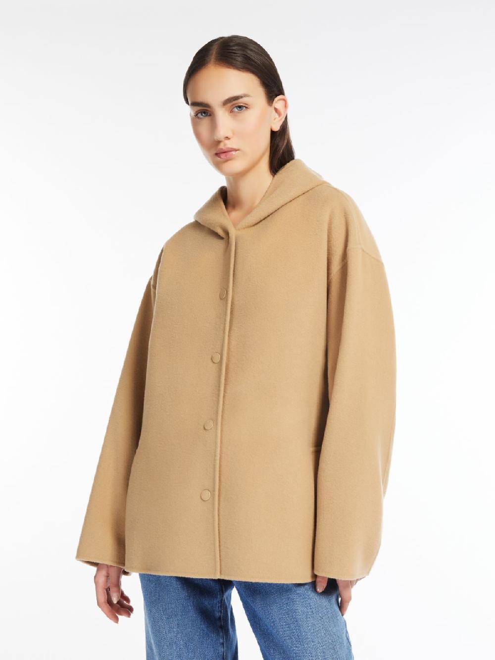 Weekend Cappotto in lana con cappuccio Promozione