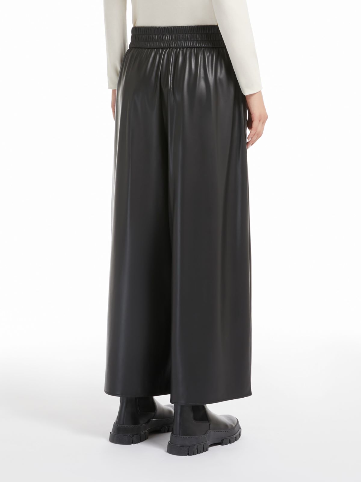 Weekend Pantalone in tessuto spalmato Affare Del Giorno