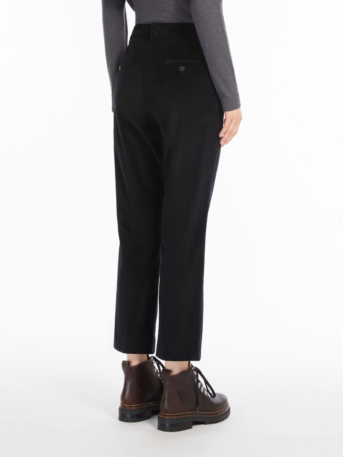 Weekend Pantalone in velluto a coste Economico