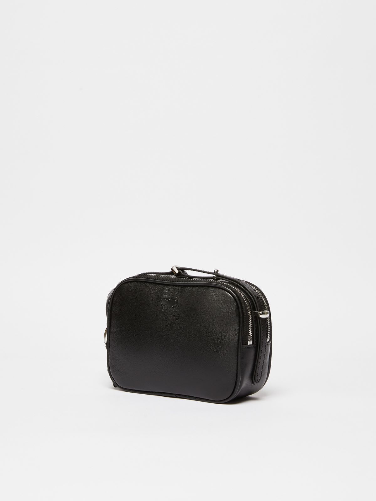 Weekend Mini bag in nappa lucida Fino Al -60%