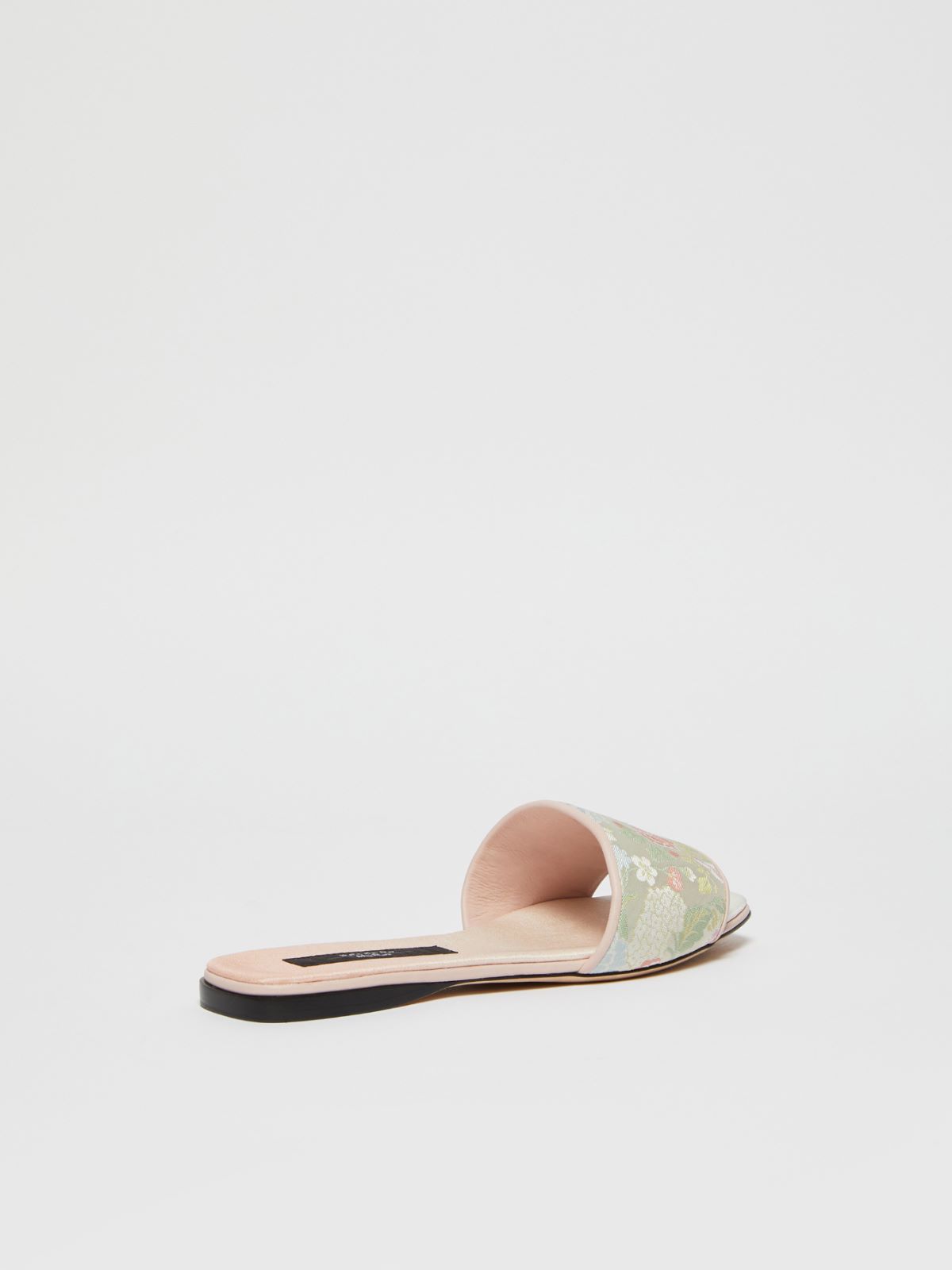 Weekend Sandalo flat in seta jacquard Consegna Veloce