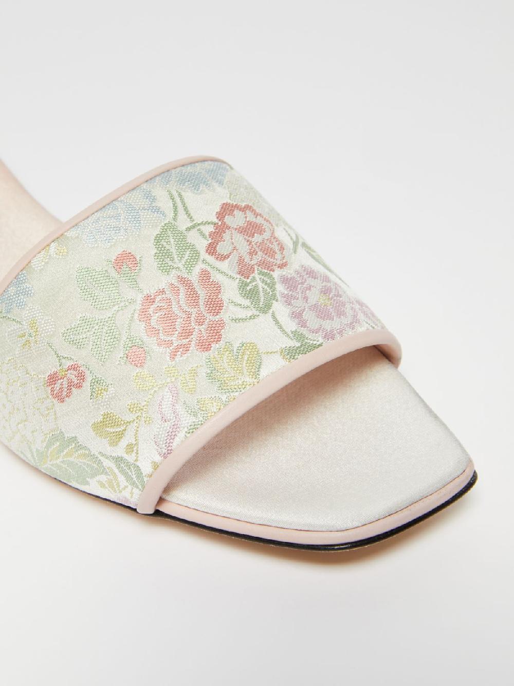 Weekend Sandalo flat in seta jacquard Consegna Veloce