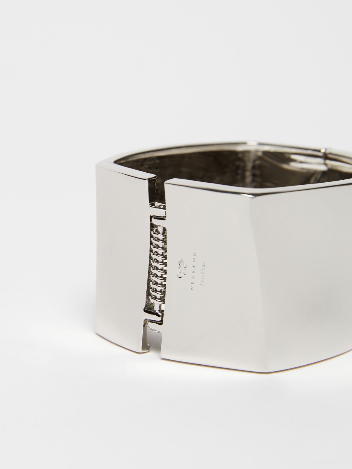 Weekend Bracciale rigido in metallo Offerta Pasqua