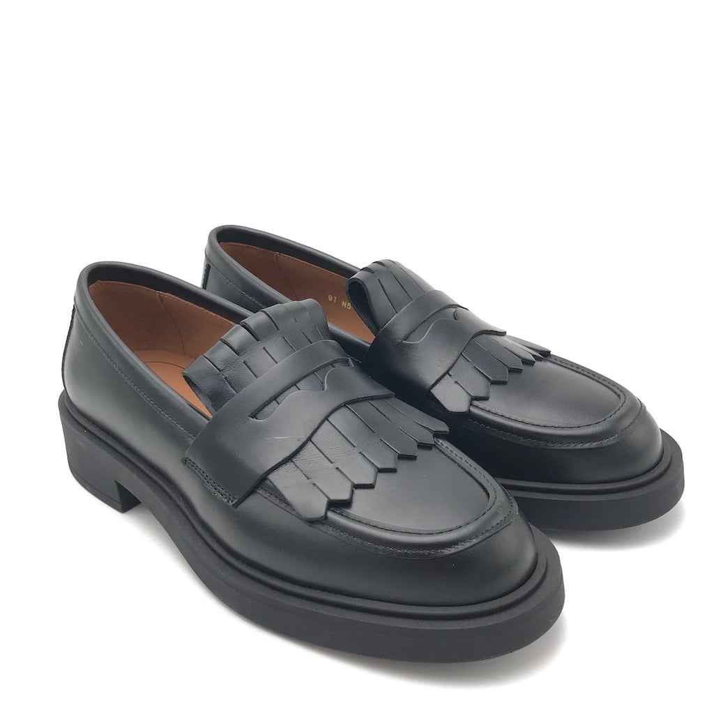 Zulian Calzature Mocassino college frangia in pelle nera In Linea