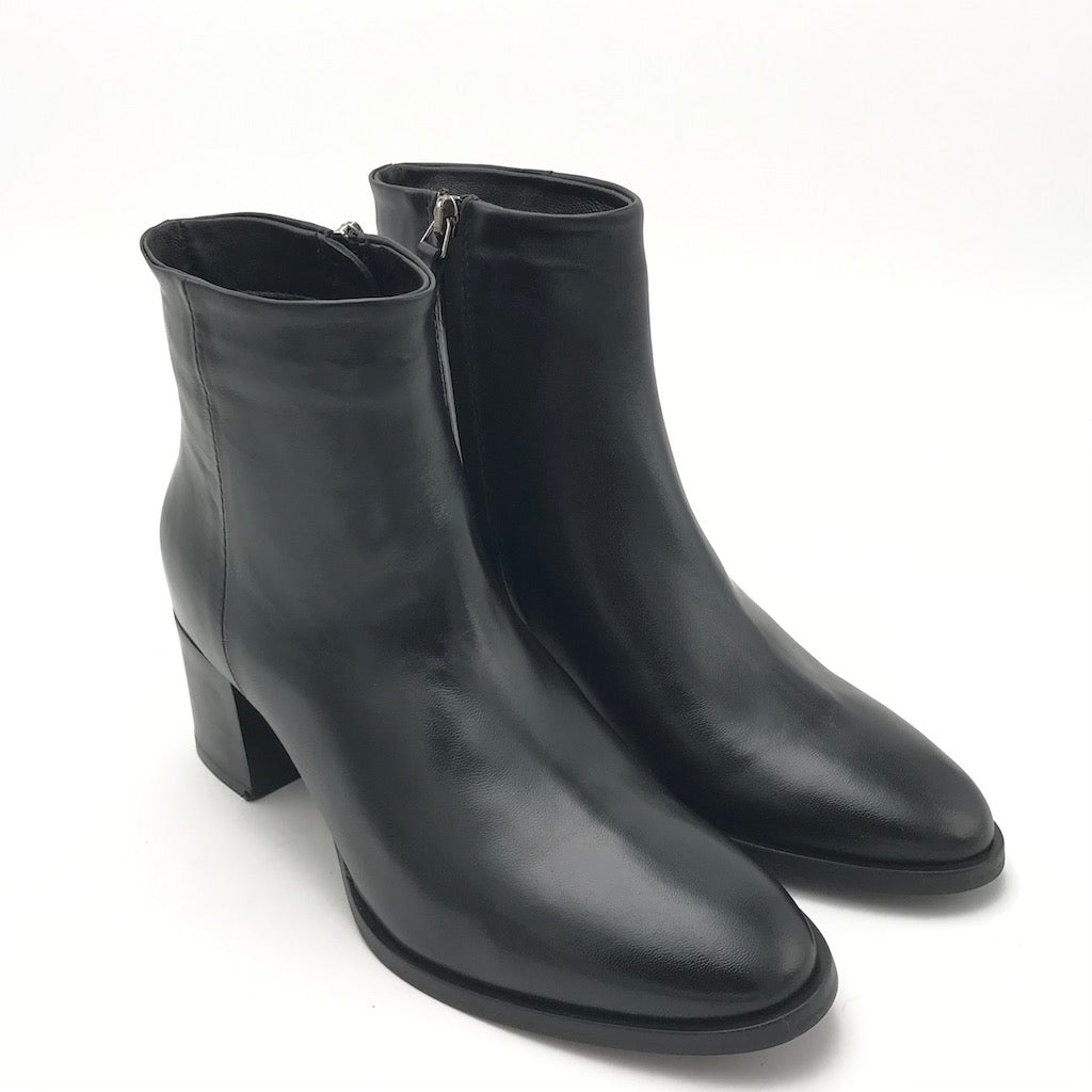 Zulian Calzature Tronchetto classico nero Fino Al -60%