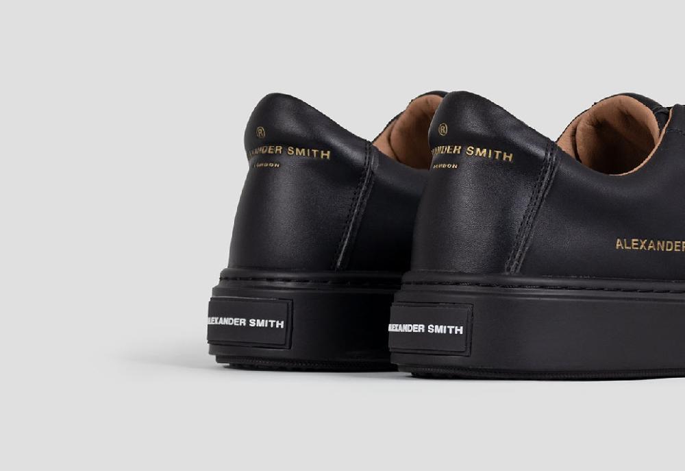 Alexander Smith LONDON MAN TOTAL BLACK In Saldo