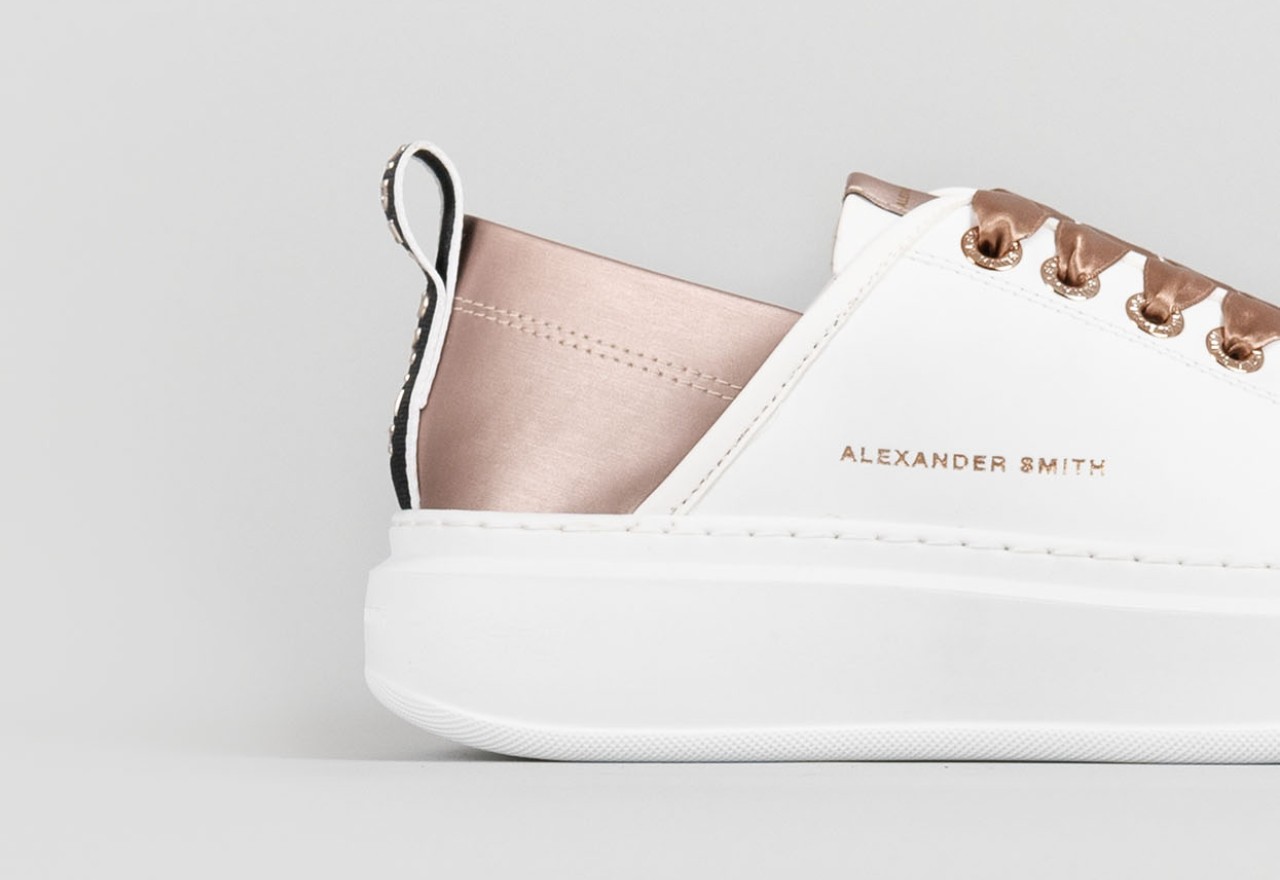 Alexander Smith WEMBLEY WOMAN WHITE COPPER Vendita
