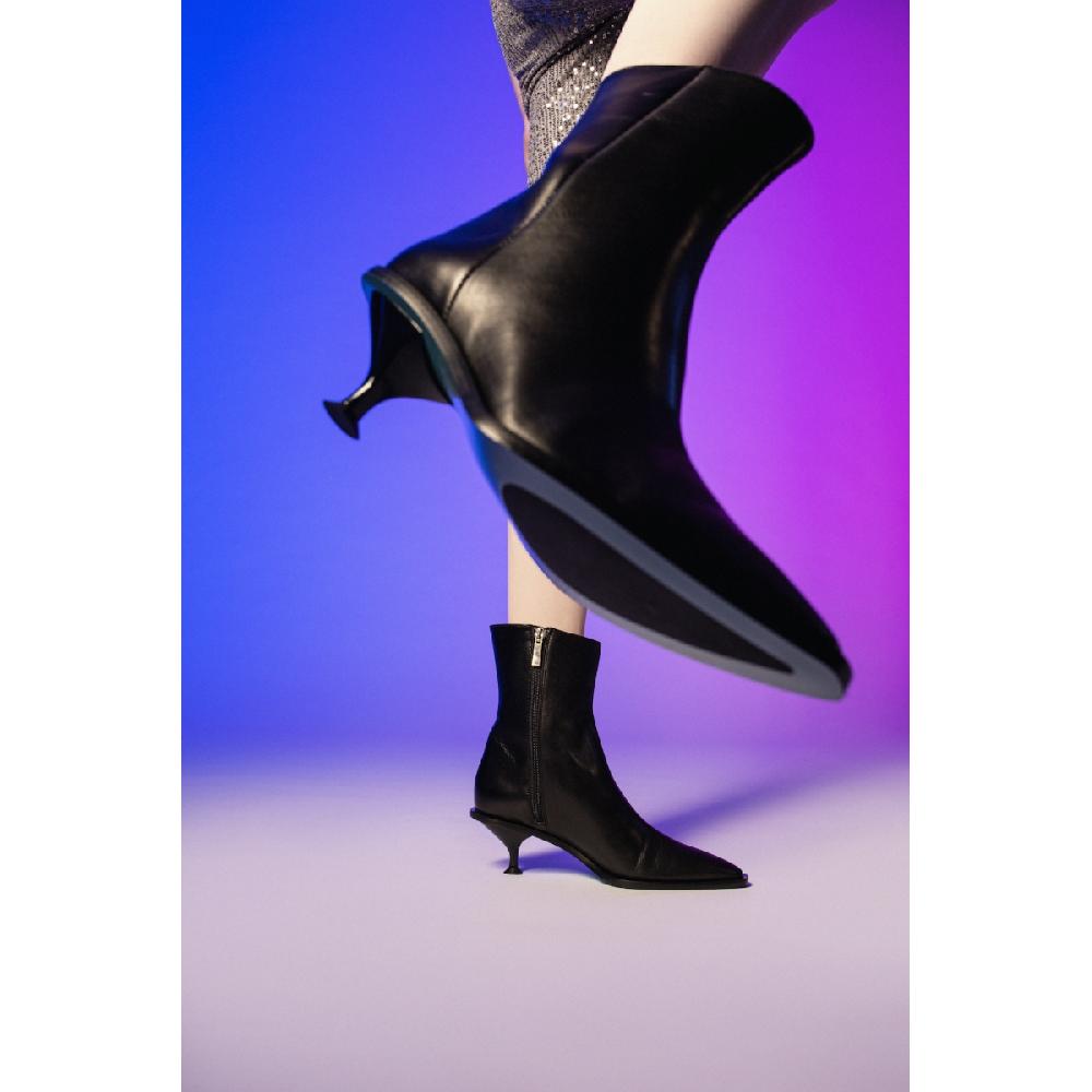 Amalfi by rangoni Stivaletto Drago black Moda