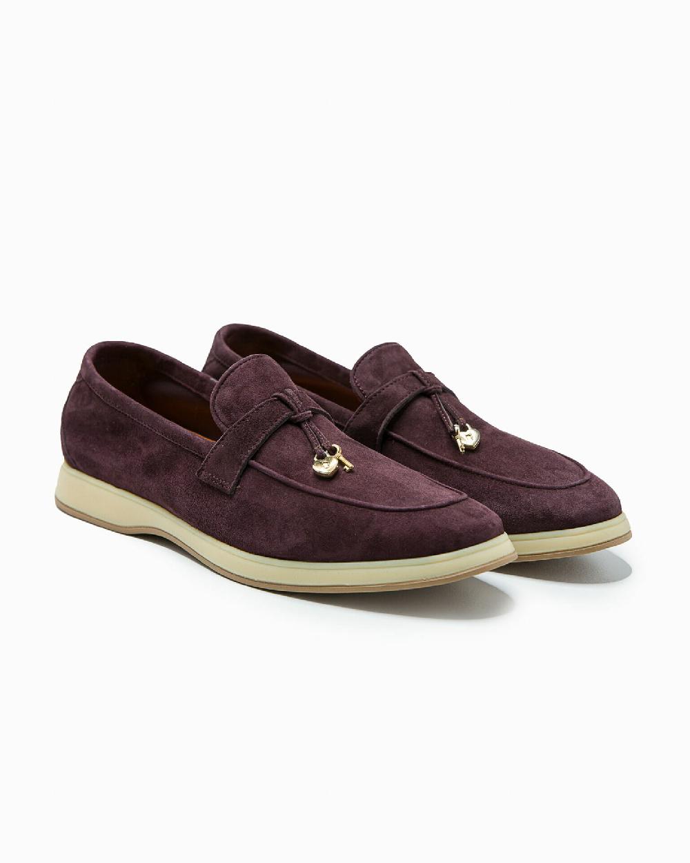 Andrea ventura Mocassino senza lacci con charms color oro Aq-D BEACH-CHARMS2 in suede color aubergine Vendita Calda